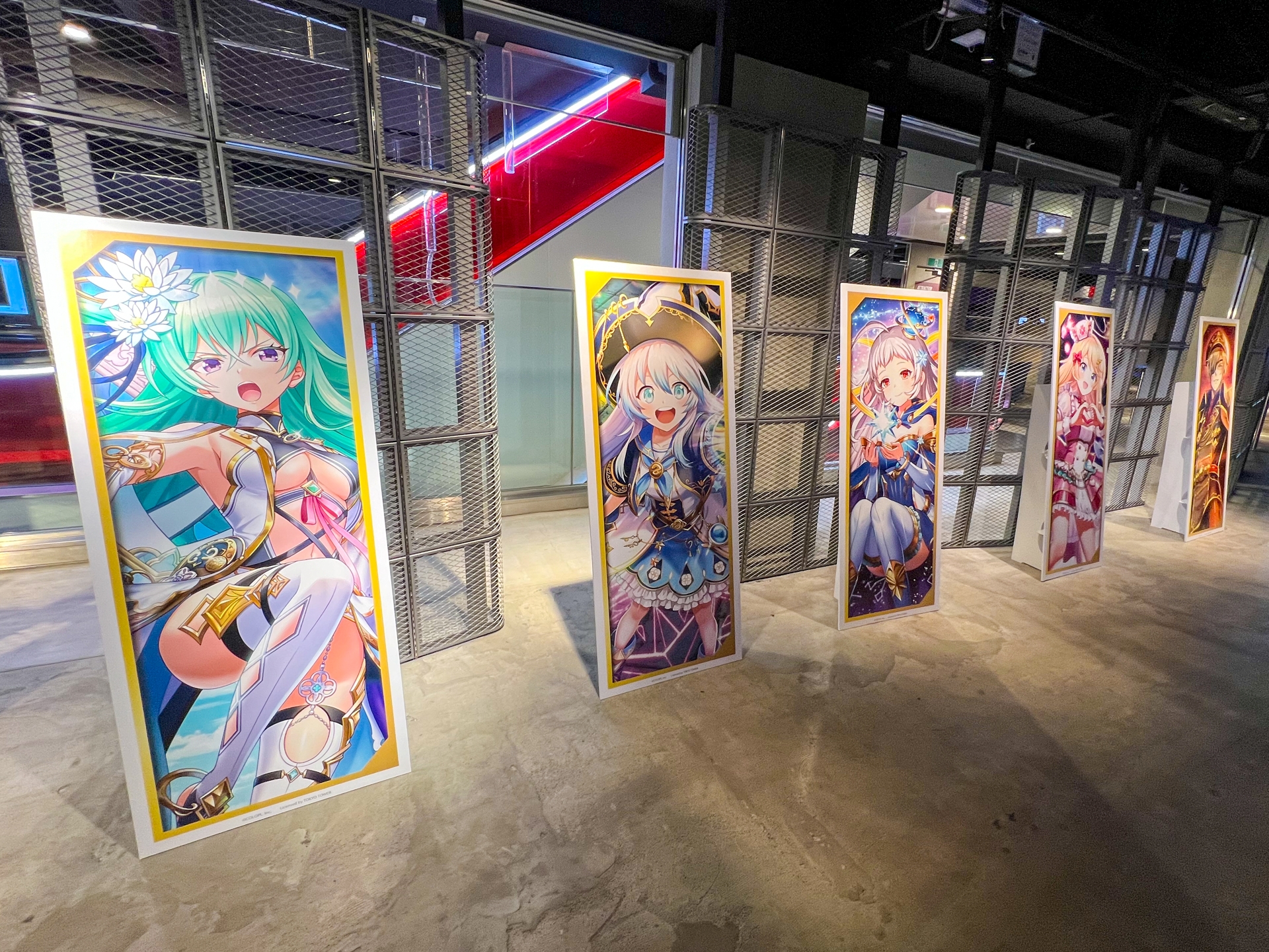 スタンドパネルは全部で6種！