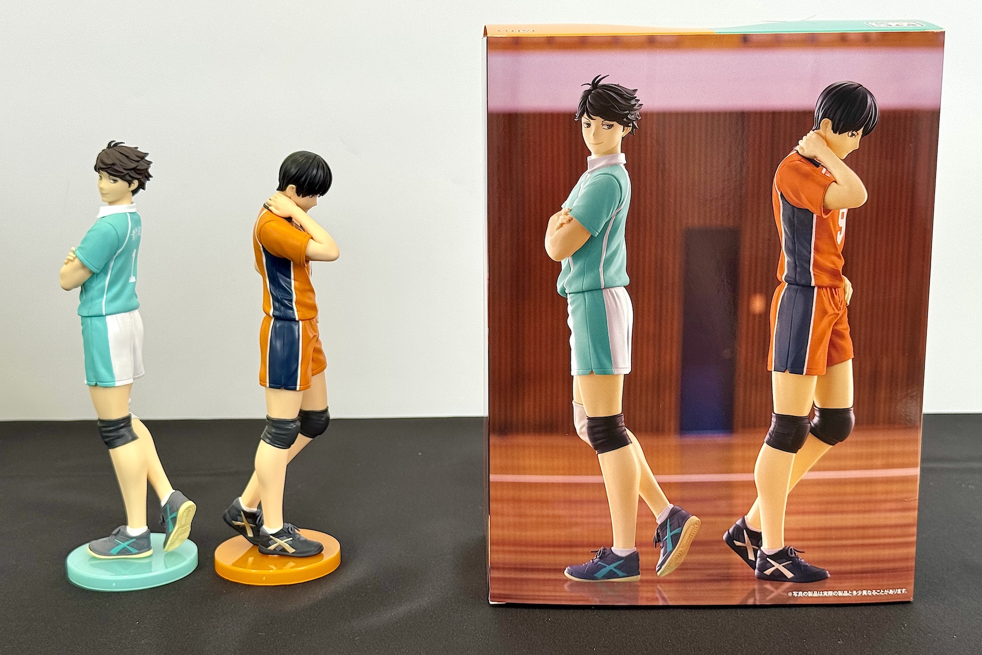 LH（ラストハッピー）賞 影山飛雄・及川 徹フィギュアセット（LH 賞カラーver.）。こちらは2体セットだ