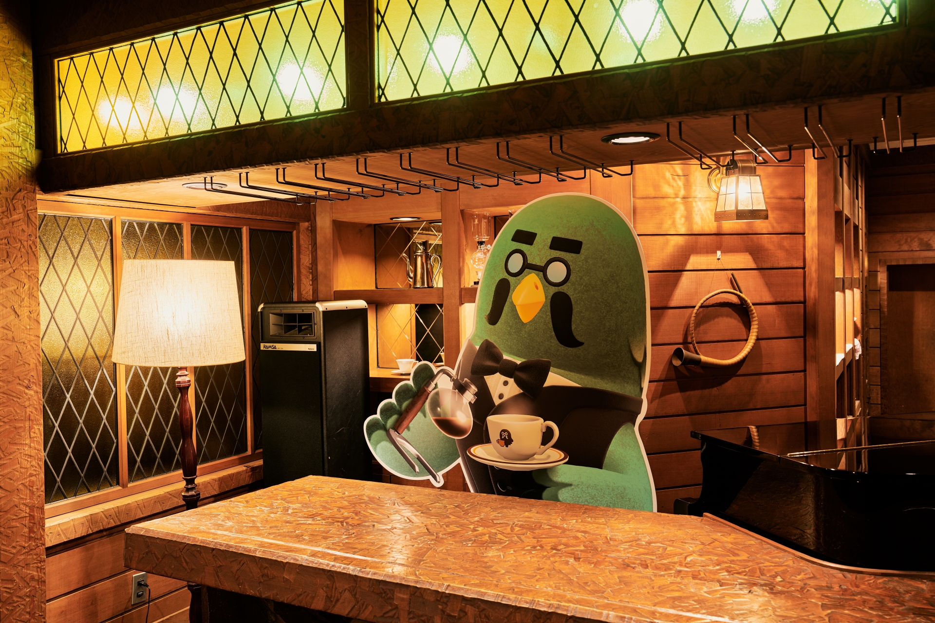 マスター（「バー・オードヴィ」内）