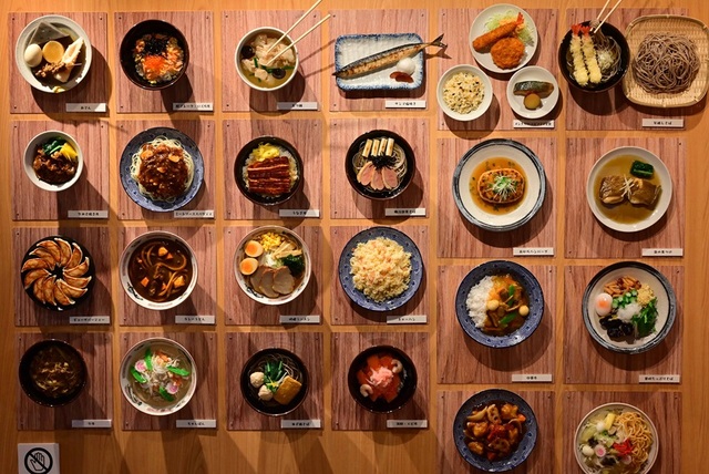 昭和基地の食事サンプル