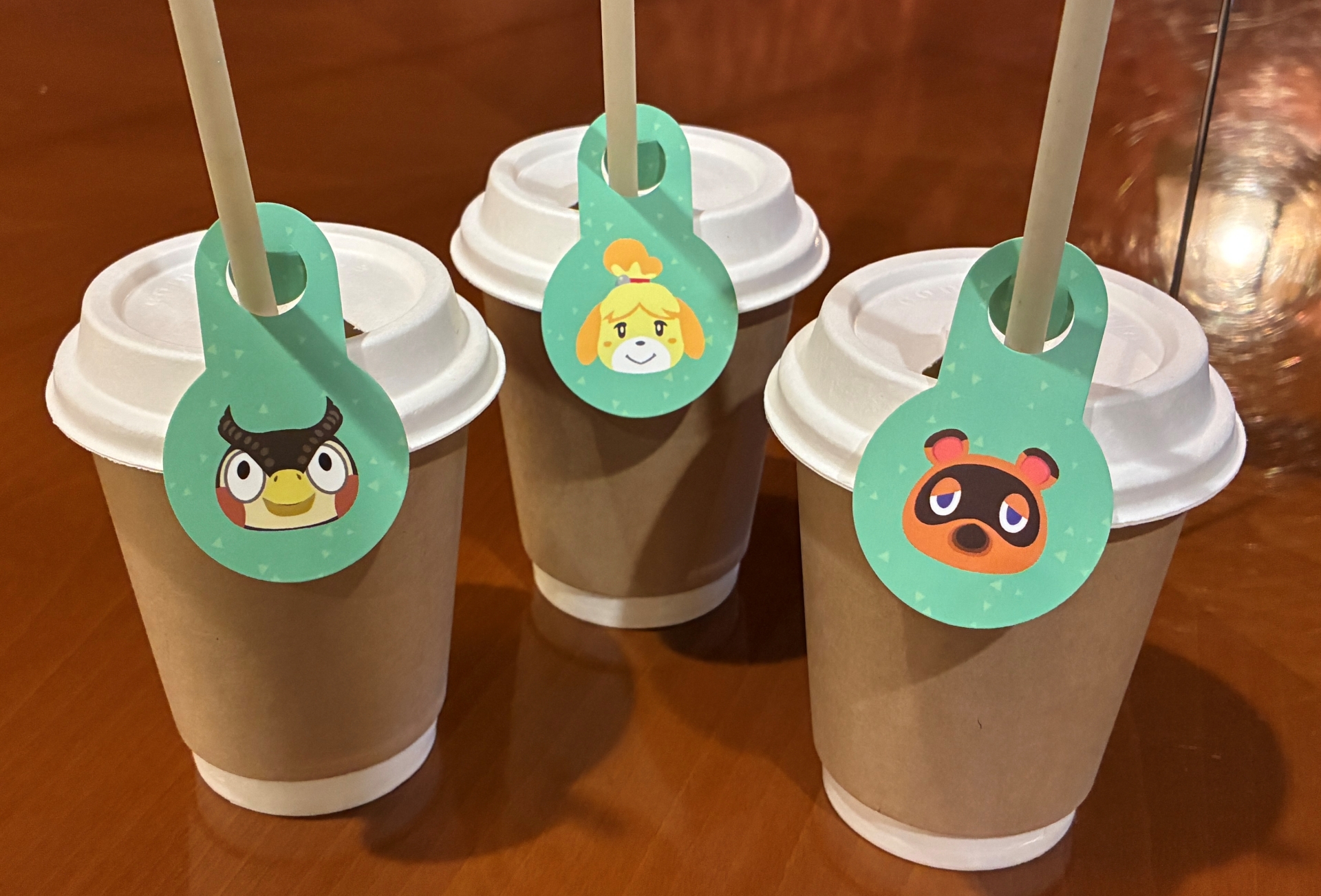 ドリンクはストローマーカー付き