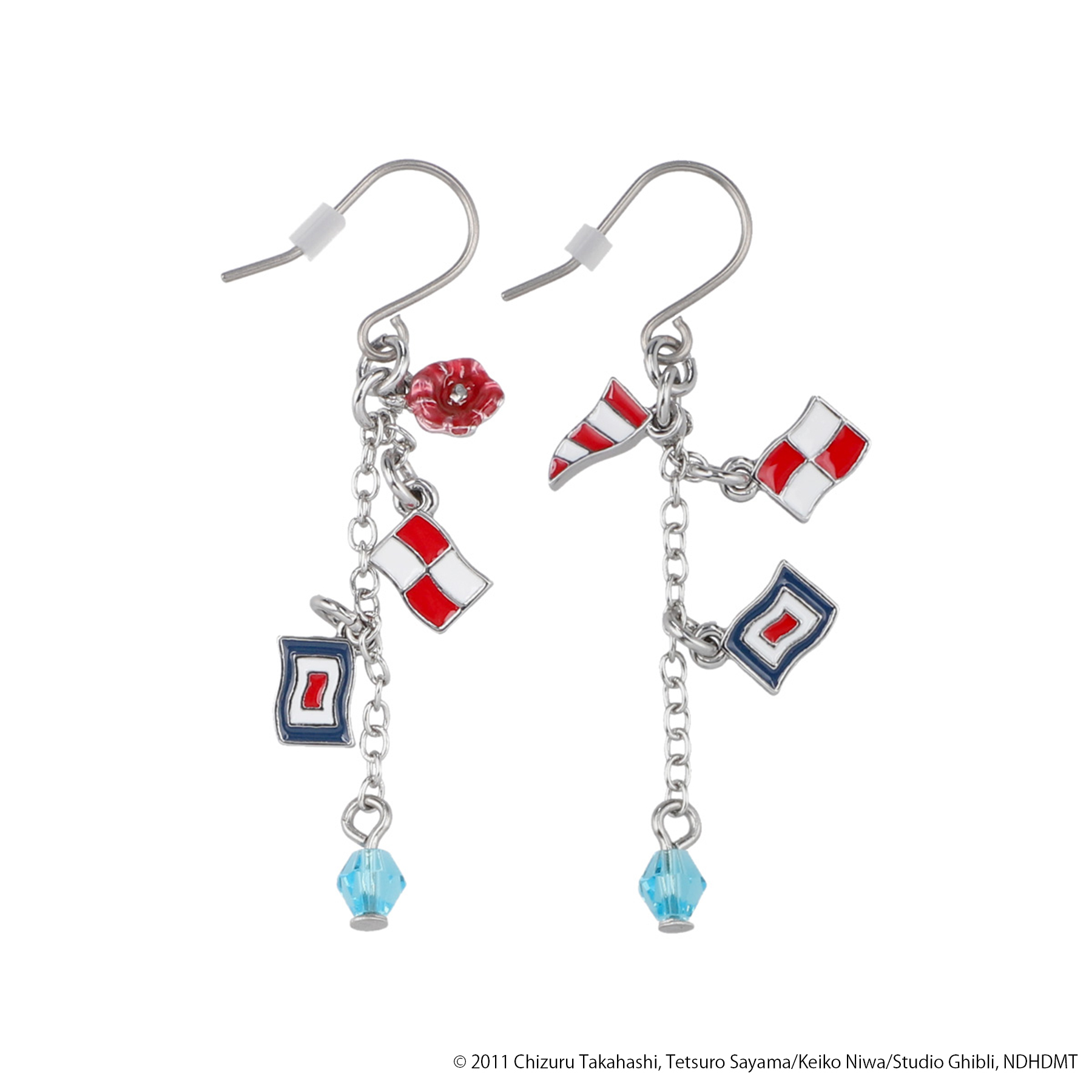 「コクリコ坂から 旗あげ イヤリング／ピアス」各2,530円