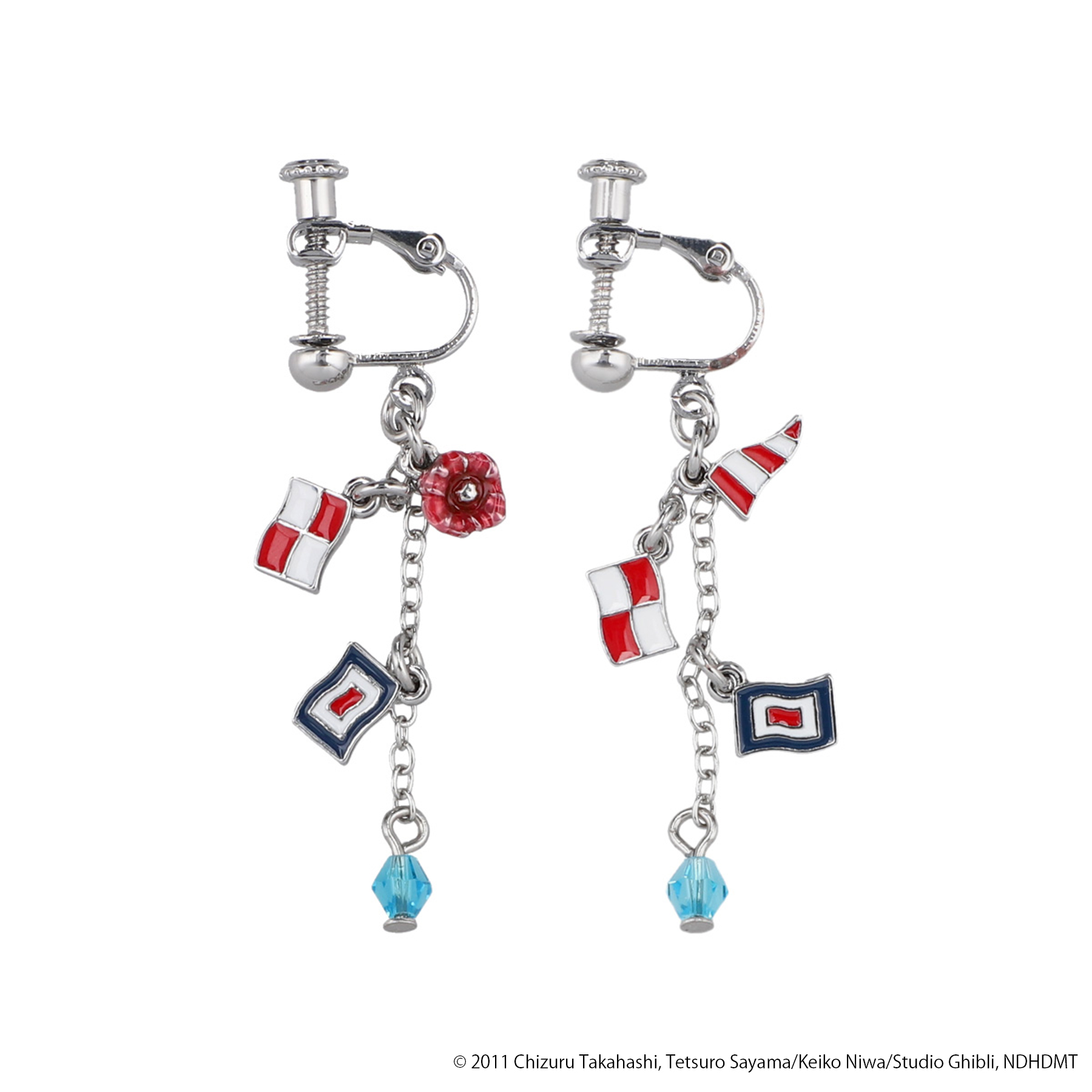 「コクリコ坂から 旗あげ イヤリング／ピアス」各2,530円