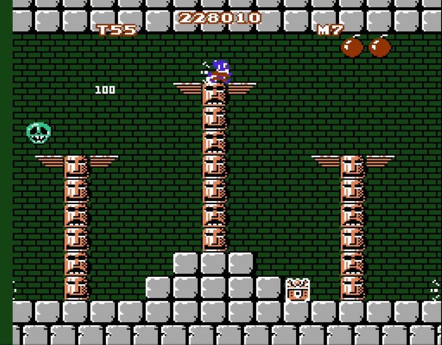 ステージ5の写真の位置にあるトーテムポールに、テクモプレートが隠されている