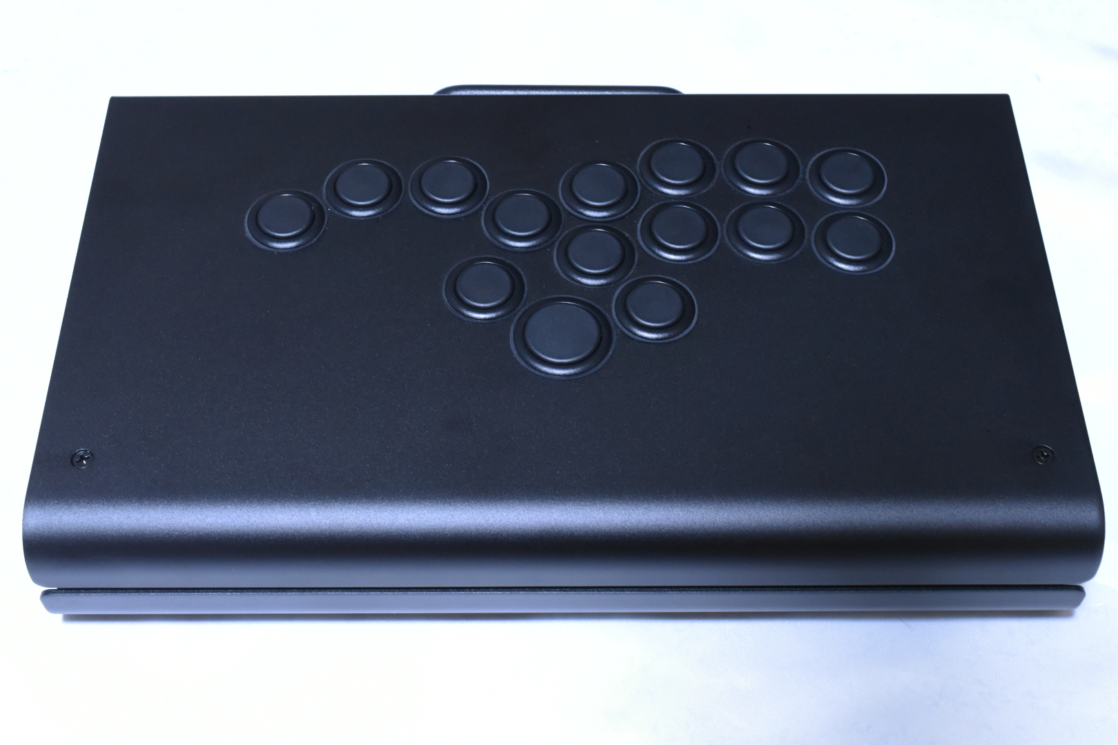 こちらも「iO」との互換性が公式から発表されているので全く問題なく装着できる