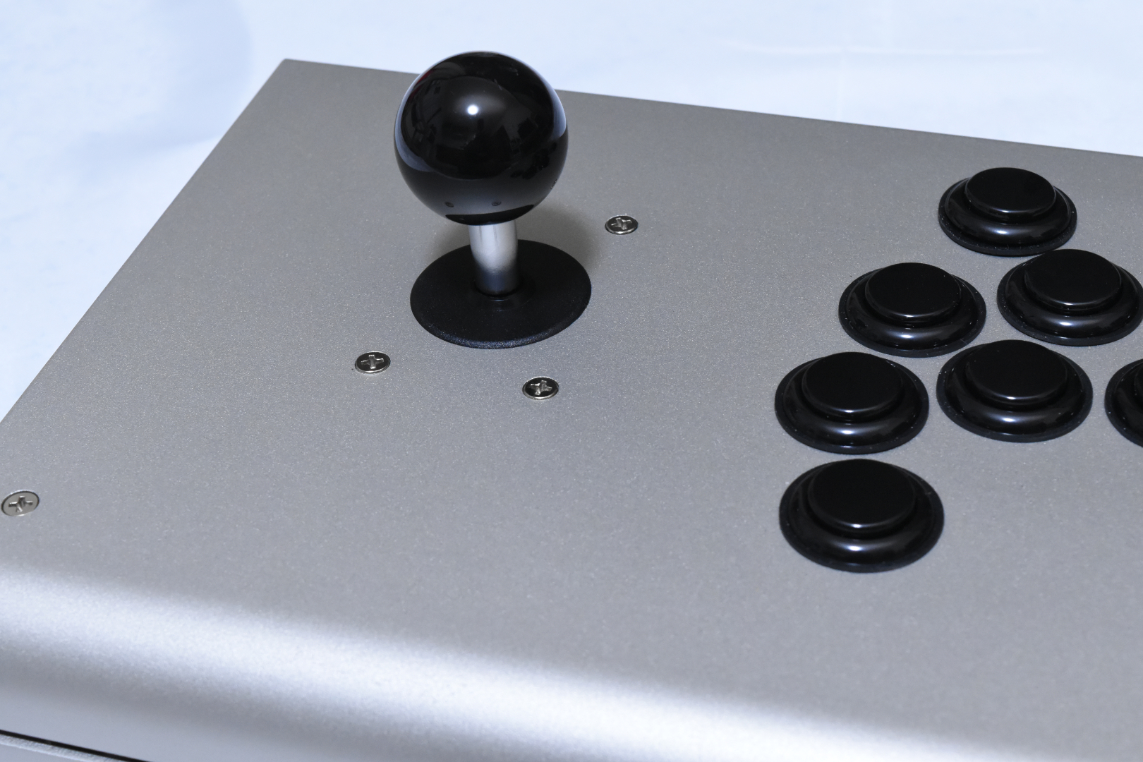 デフォルトの三和レバーと同様に簡単に付けることができた