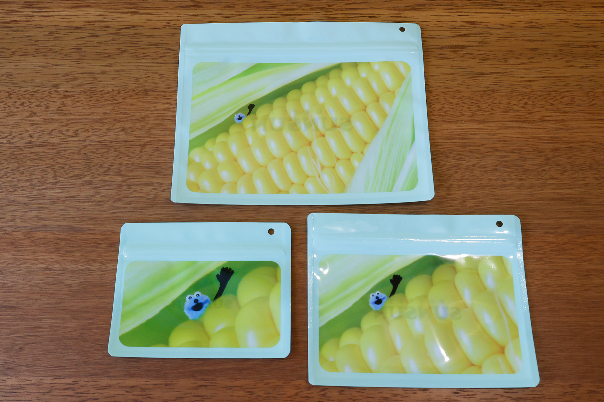 同じ写真だがサイズが小さくなっていくにつれて、スンスンが拡大されていく