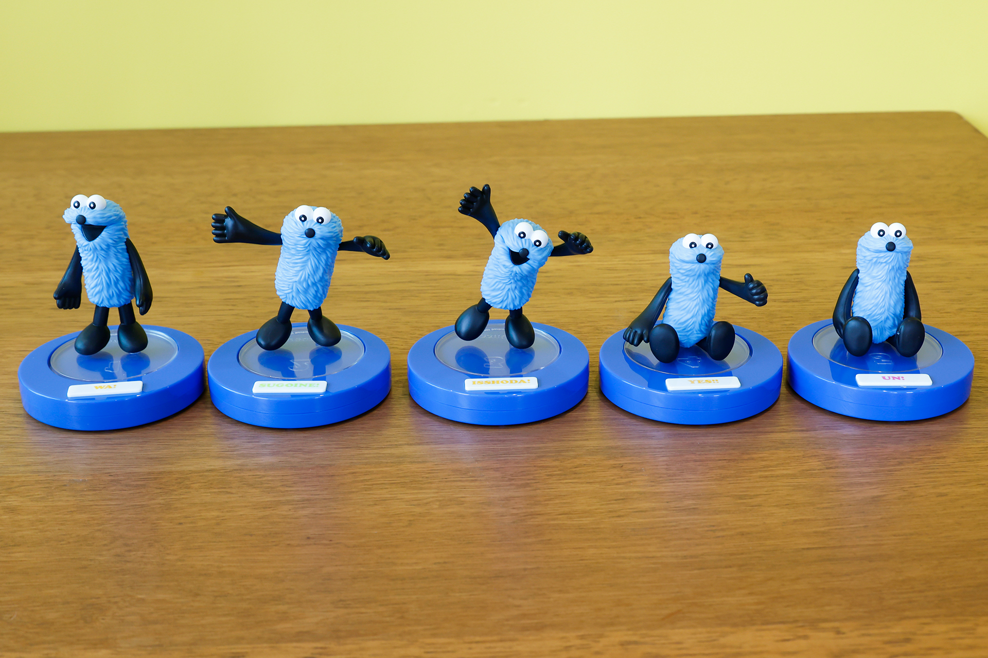 スンスンが様々なポーズをしているところがかわいらしい