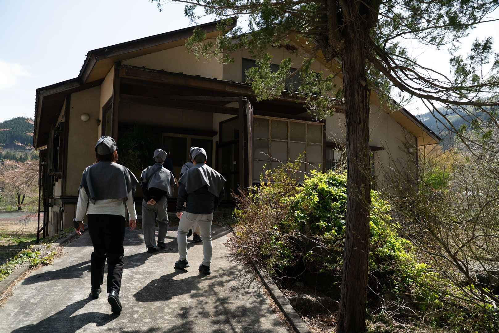 秘密の場所へ向かう名探偵たち。彼らを待ち受けるのは？