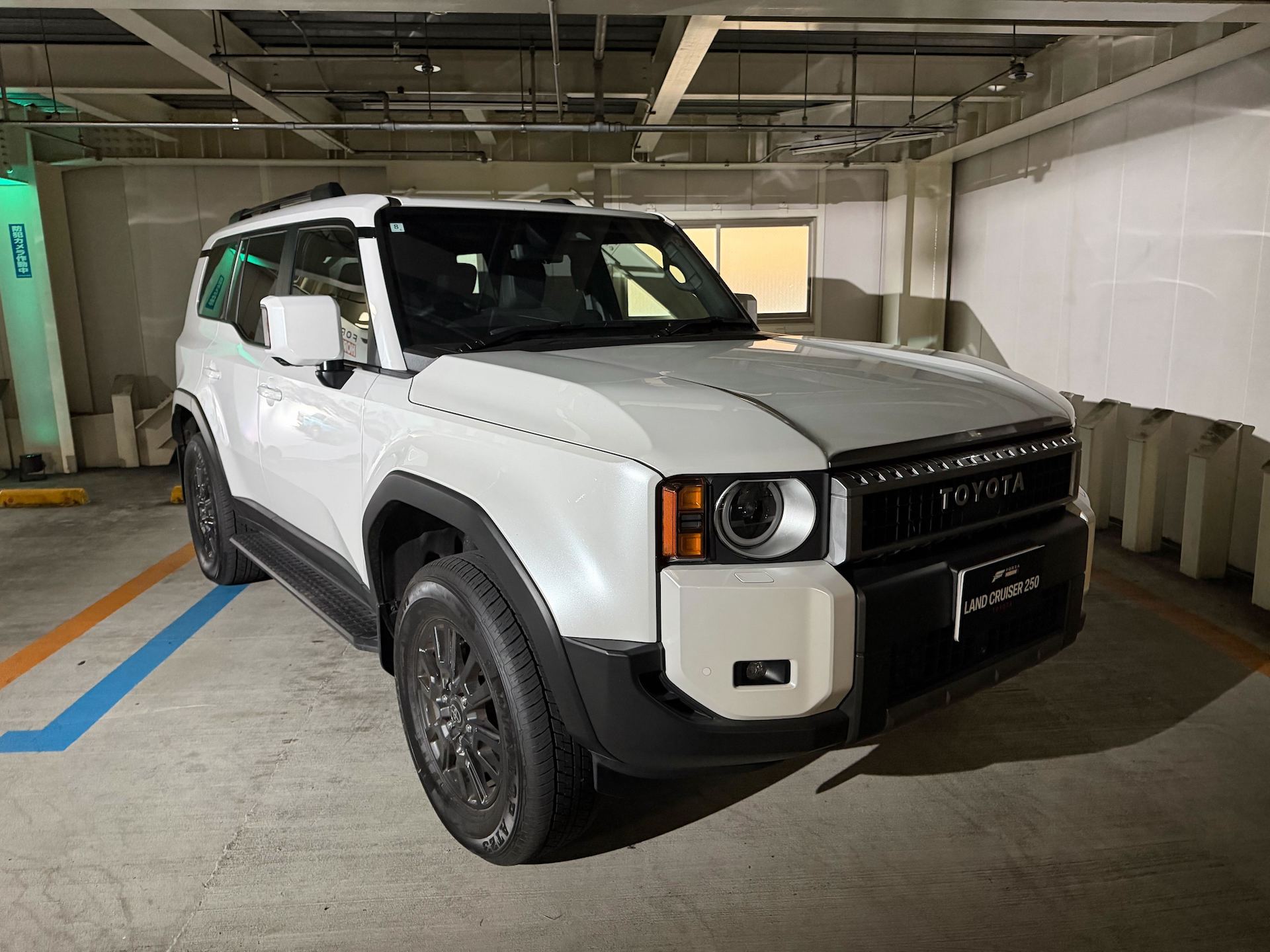 会場では軽食も販売されていたが、出店には日本が誇る軽トラが使われていた。