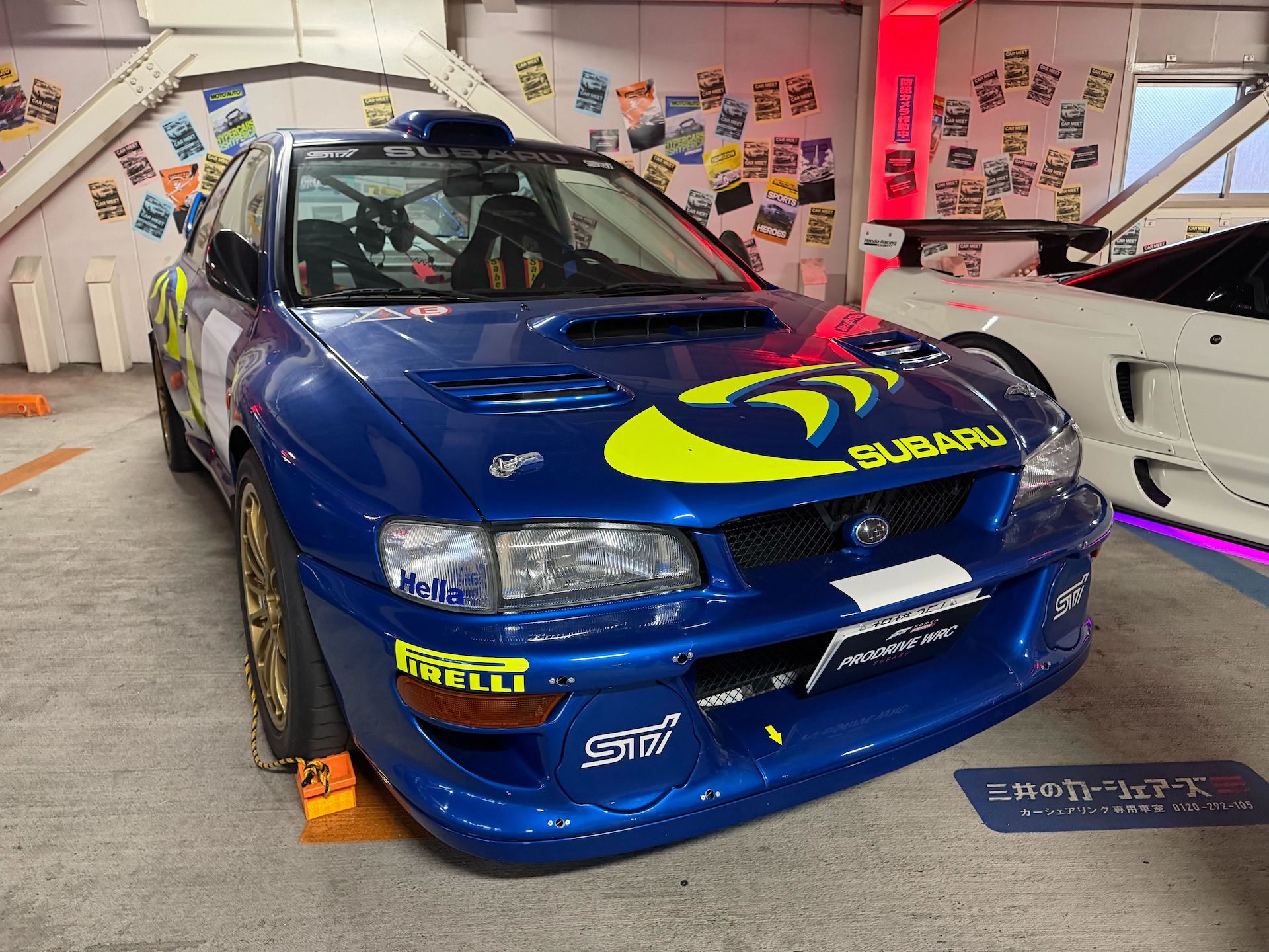 会場では軽食も販売されていたが、出店には日本が誇る軽トラが使われていた。