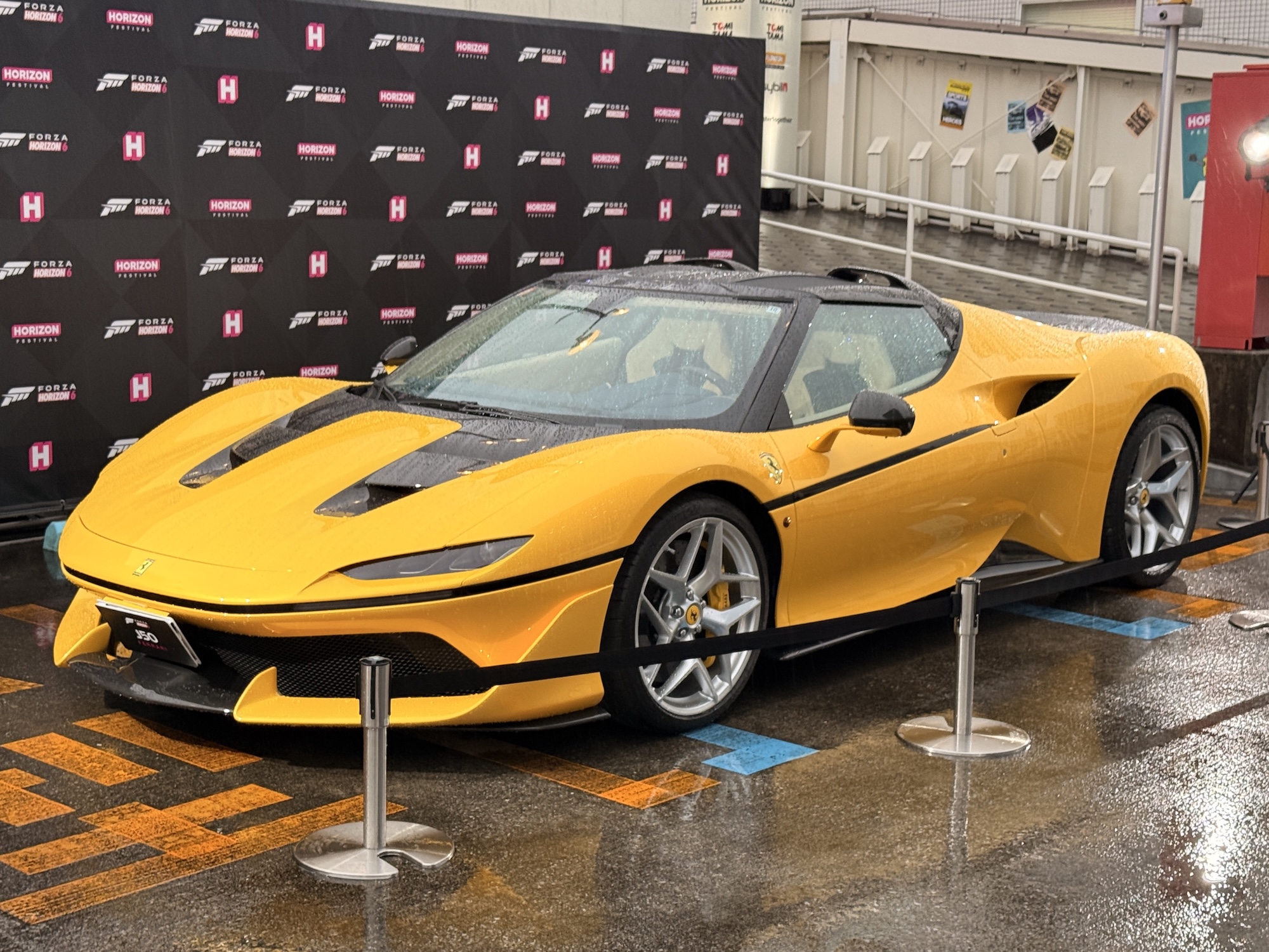 フェラーリ「J50」