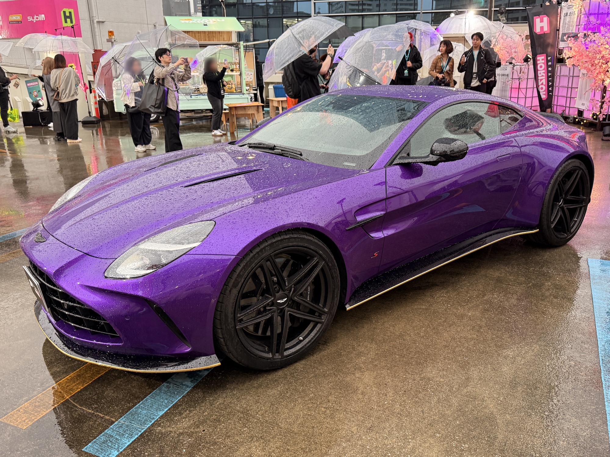 アストンマーティン「ヴァンテージ」