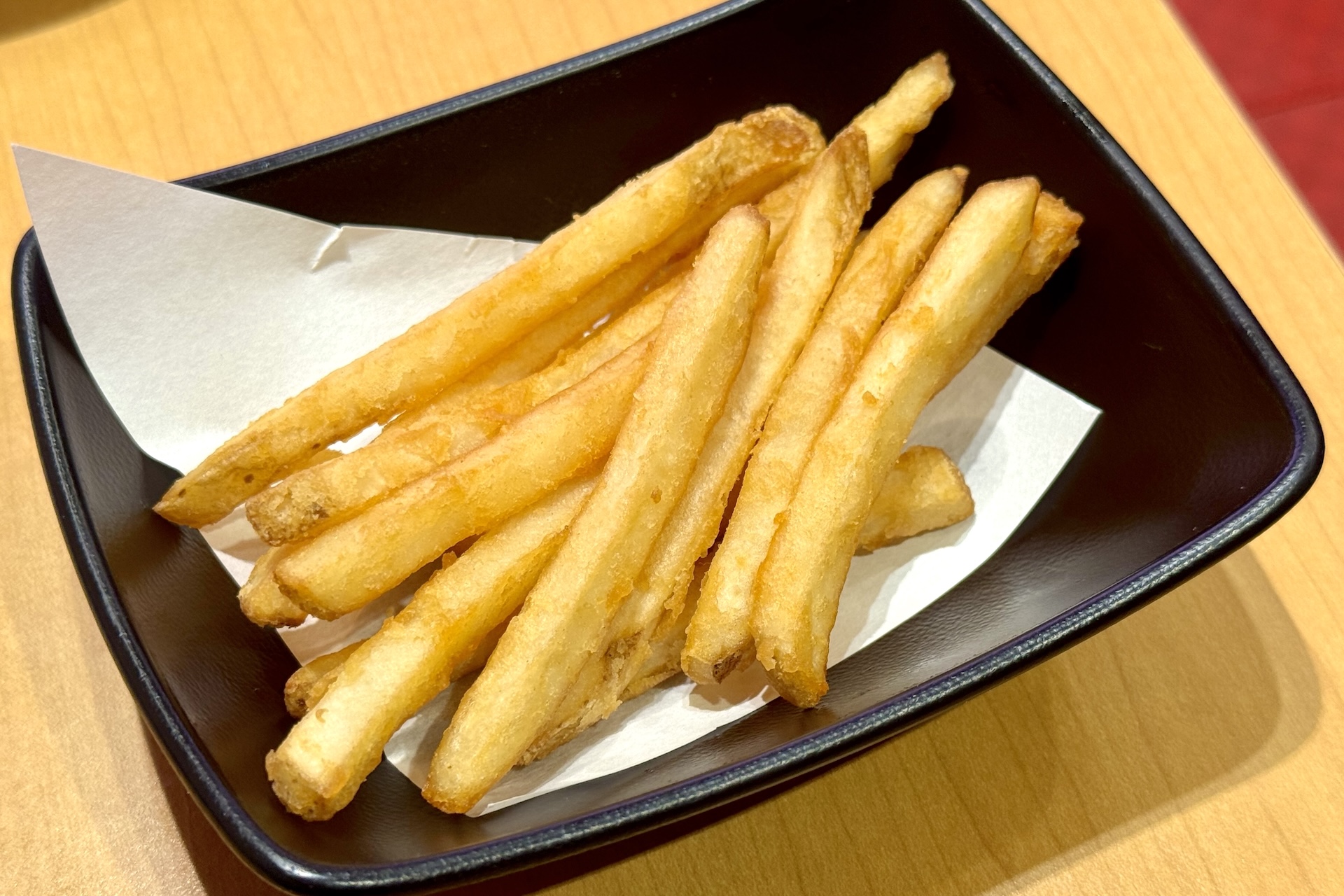 「崩壊：スターレイルコラボ限定クリアしおり付き フライドポテト」 価格：280円〜