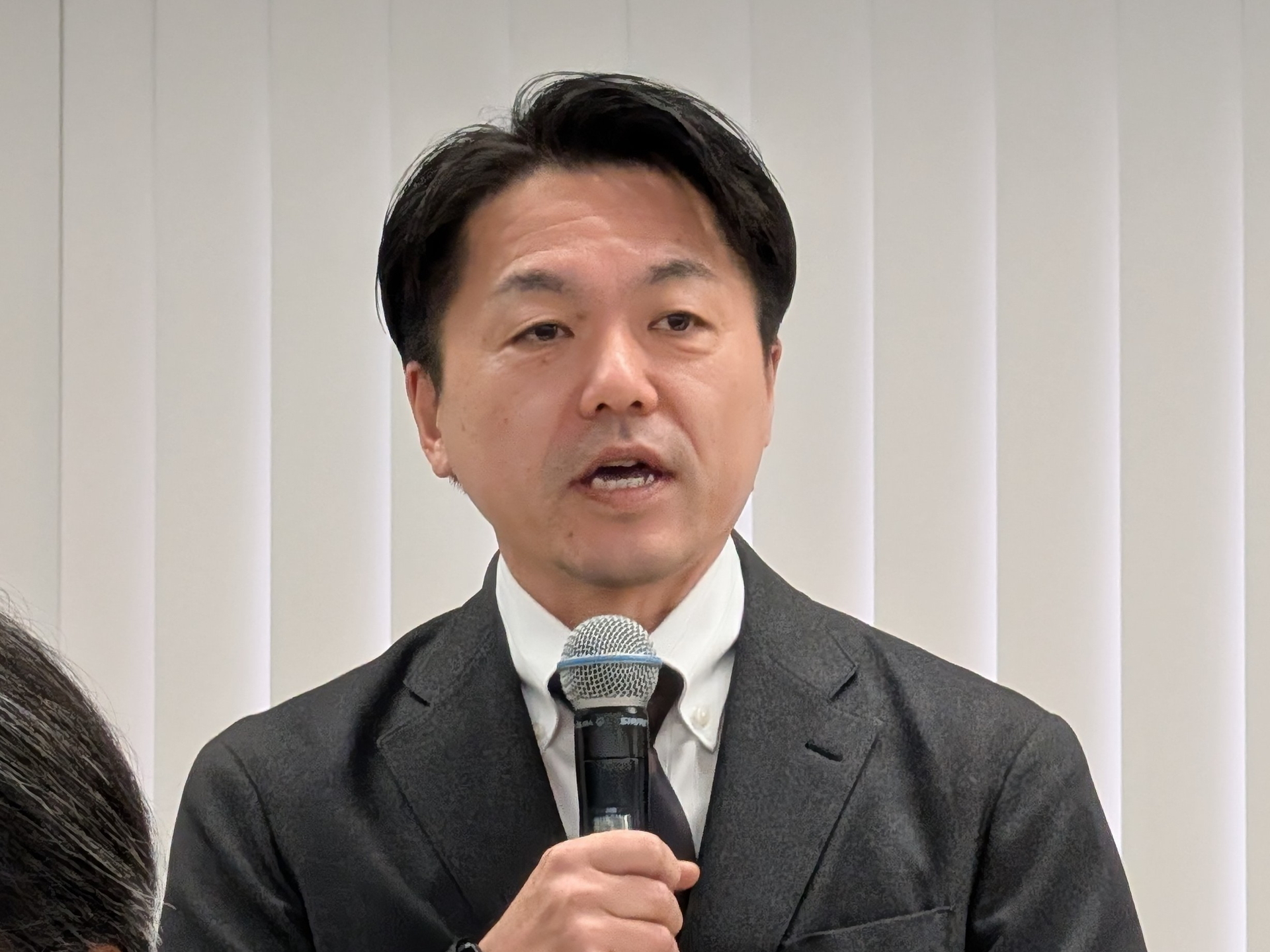 eスポーツ高等学院を手掛けるディー・エヌ・ケーのプロデューサーである深澤文伸氏、「不登校の生徒に居場所を提供し、eスポーツを通じて社会で活躍できるデジタル人材を育てる」