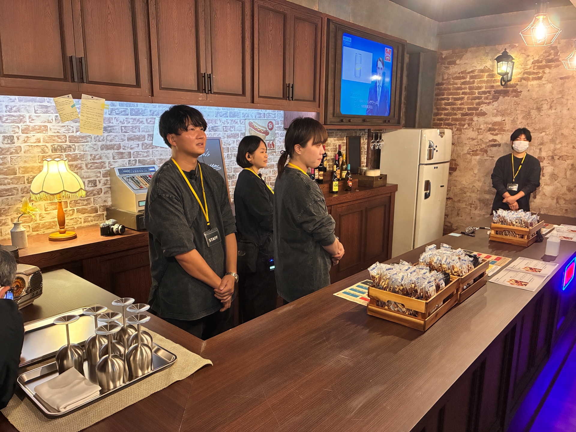 こちらがカウンター。見逃せないものがたくさん置かれている