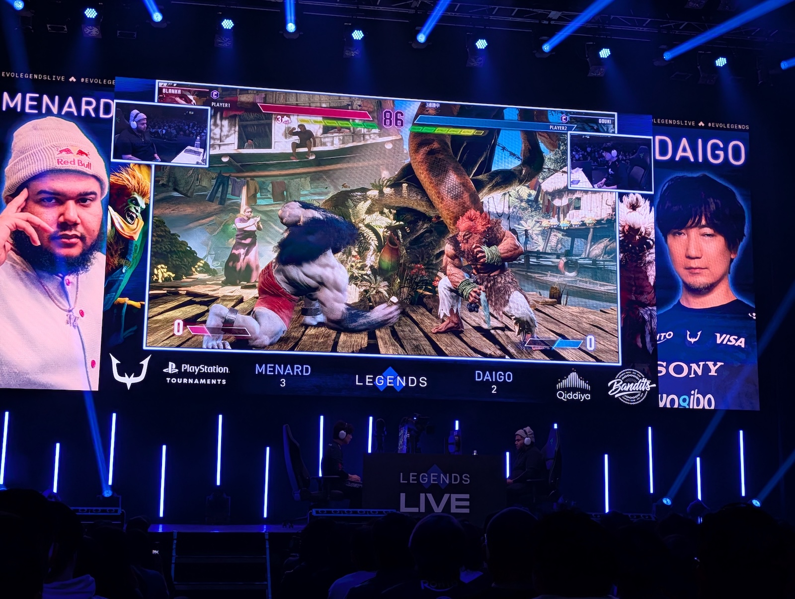 試合中のステージの様子