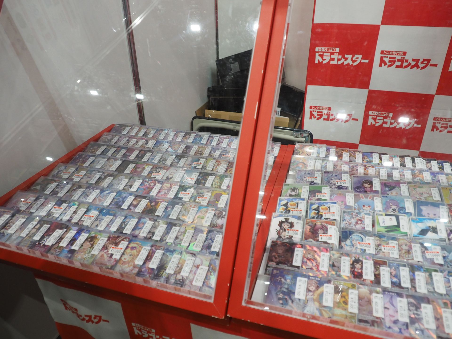 シングルカードの販売も行なわれていた