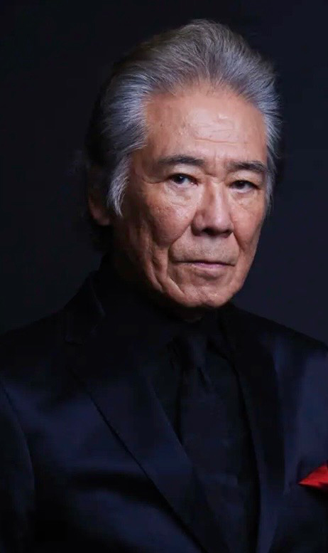 西岡德馬さん