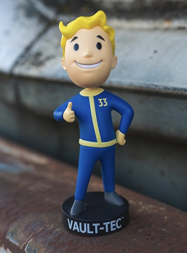 「Fallout Charisma ボブルヘッドフィギュア（Vault Boy 33）」4,950円