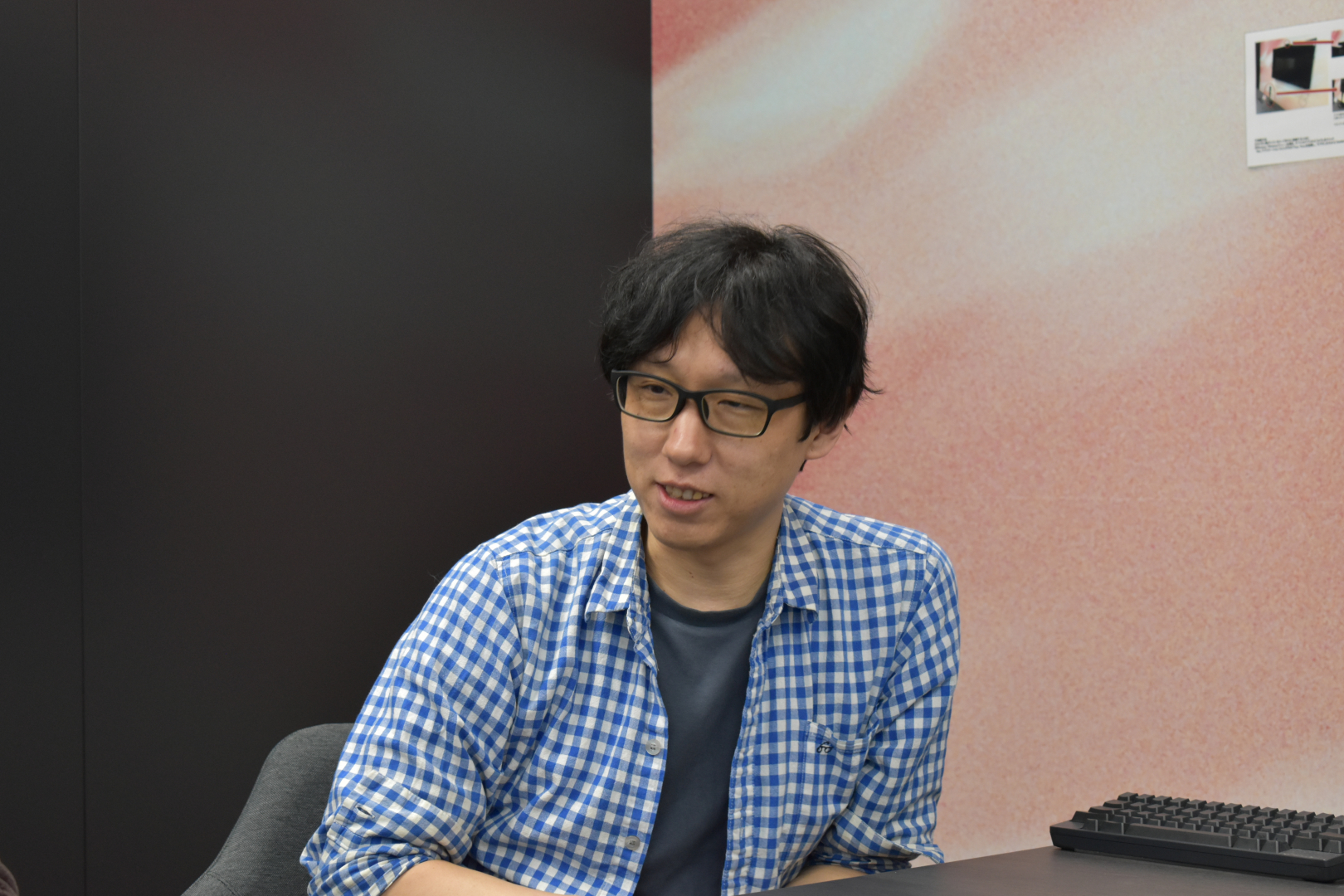 アクロバティックチリメンジャコのシナリオ・音楽担当の入交星士氏