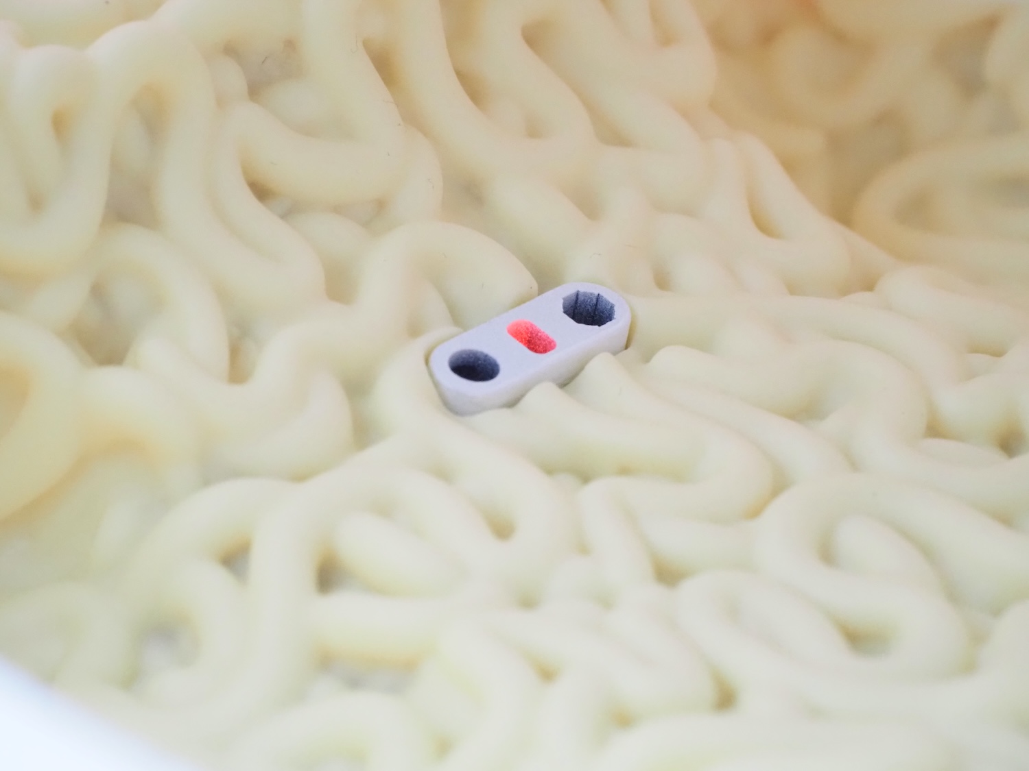 コントローラーを置くと「ラーメンを啜る音」が流れるギミック付きで面白い