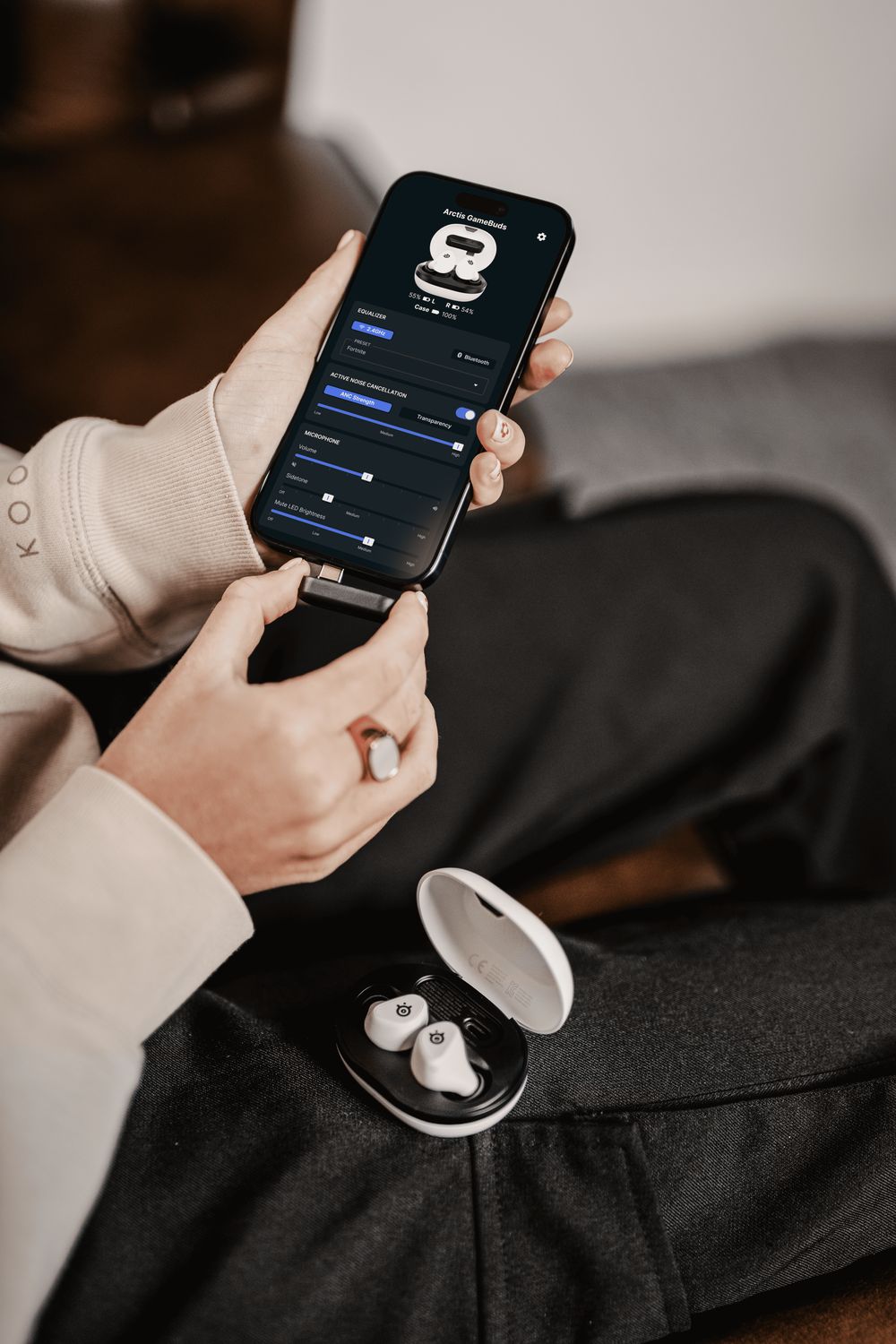 「Arctis GameBuds」イメージ