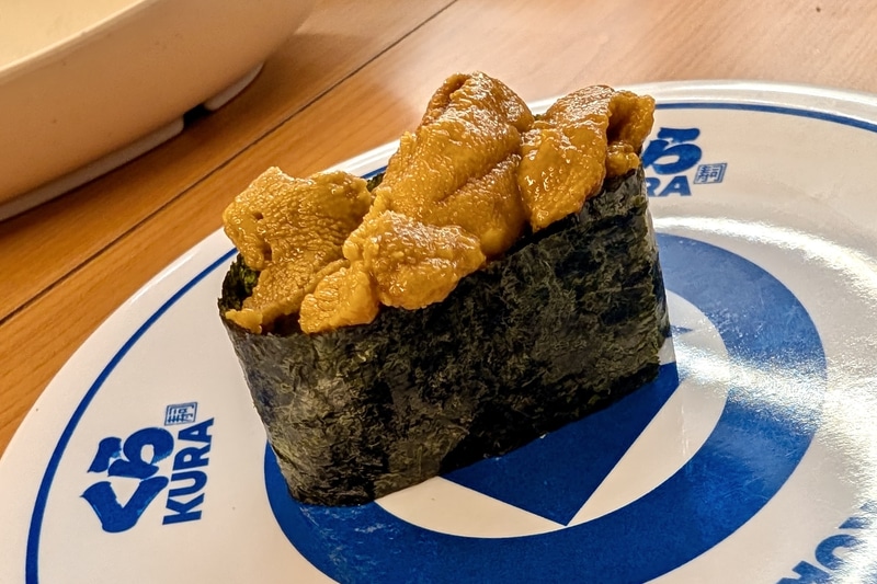 やっぱ手軽に寿司を食べながら景品ゲットも楽しむスタイルが気楽でいい。今回は企画と全く無関係にウニもおいしく頂いた