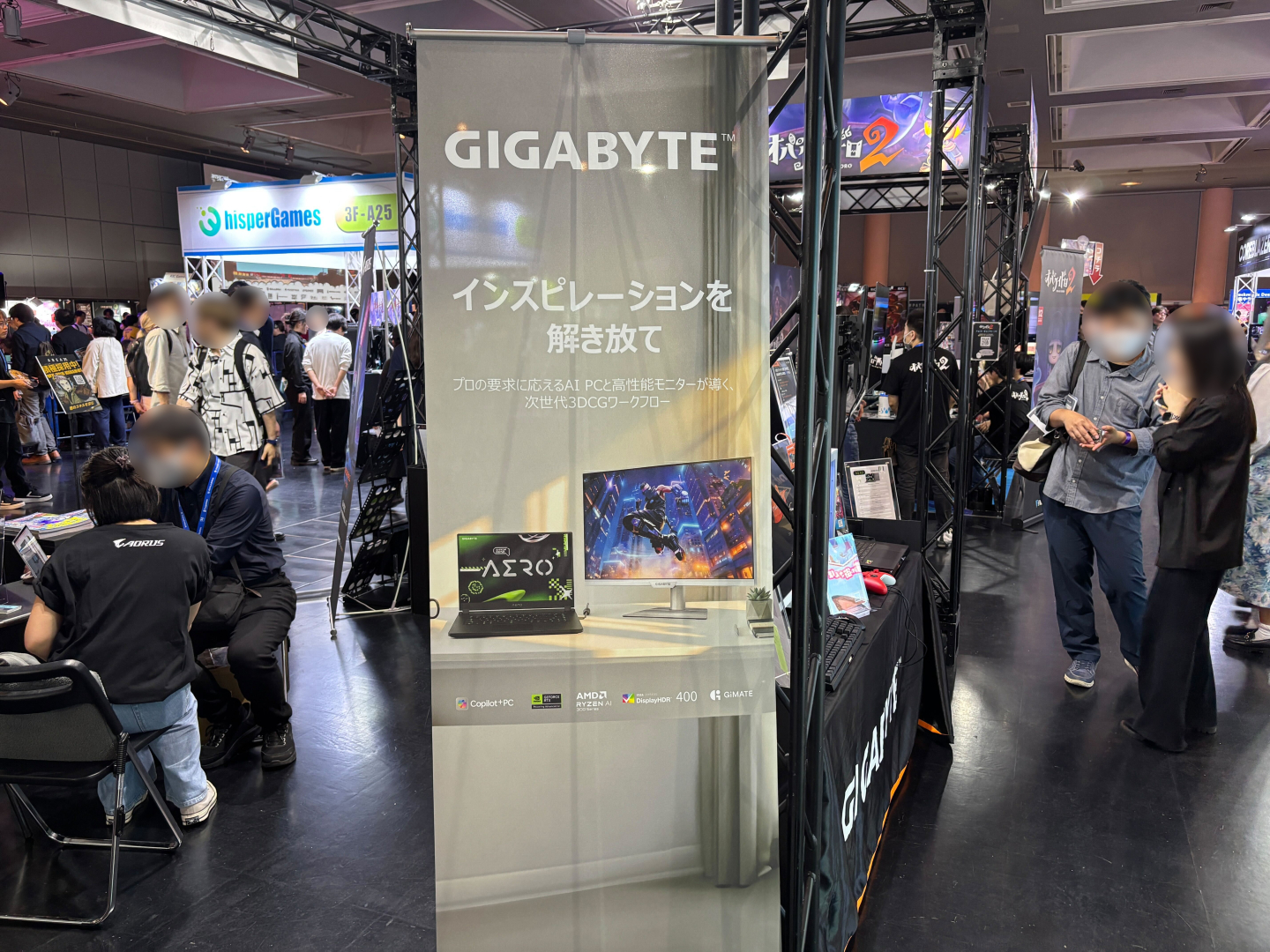 GIGABYTEの製品を使って各メーカーのタイトルを試遊できるブースになっていた