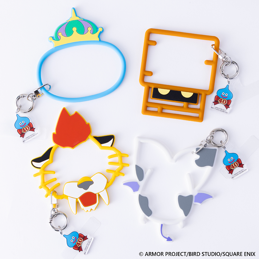 『ドラゴンクエスト the DIVE』スマホシリコンブレスレット(全4種)キラーパンサー/ゴーレム/キングスライム/モーモン 各¥2,420(税込)