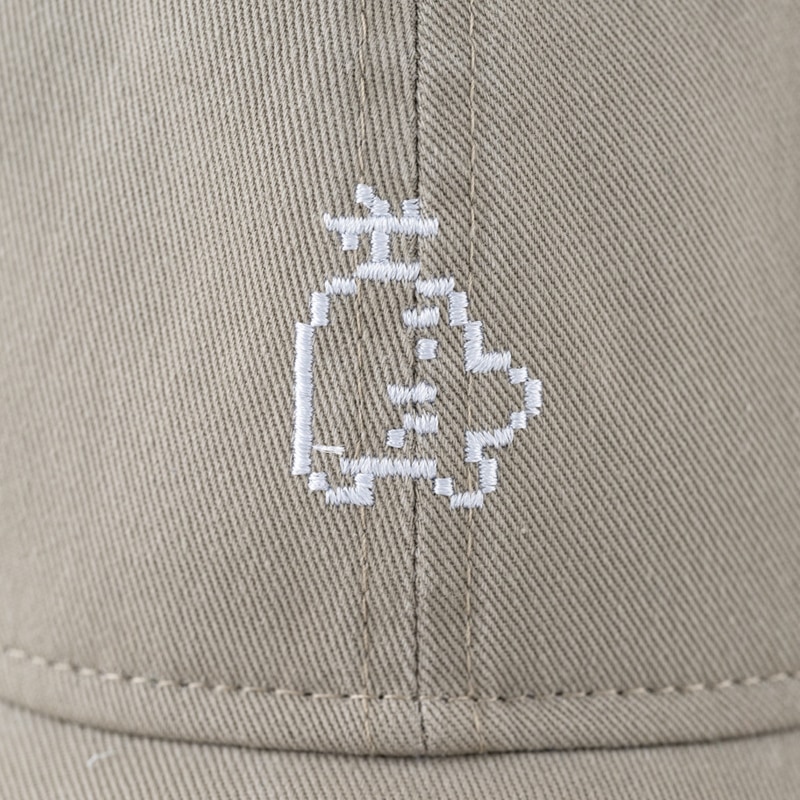 どせいさんのドット絵を刺繍で表現