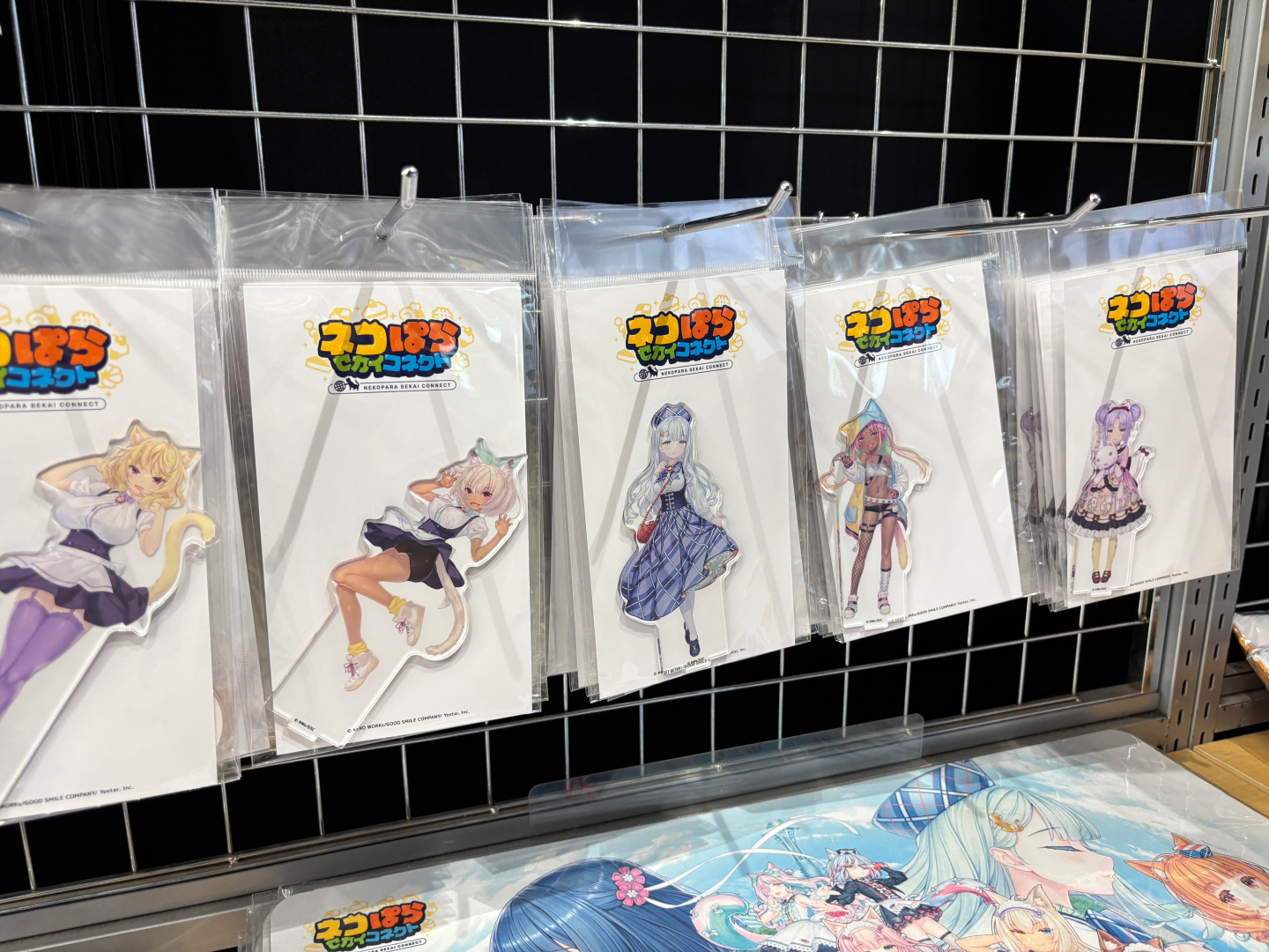 アクリルスタンド 価格：2,000円