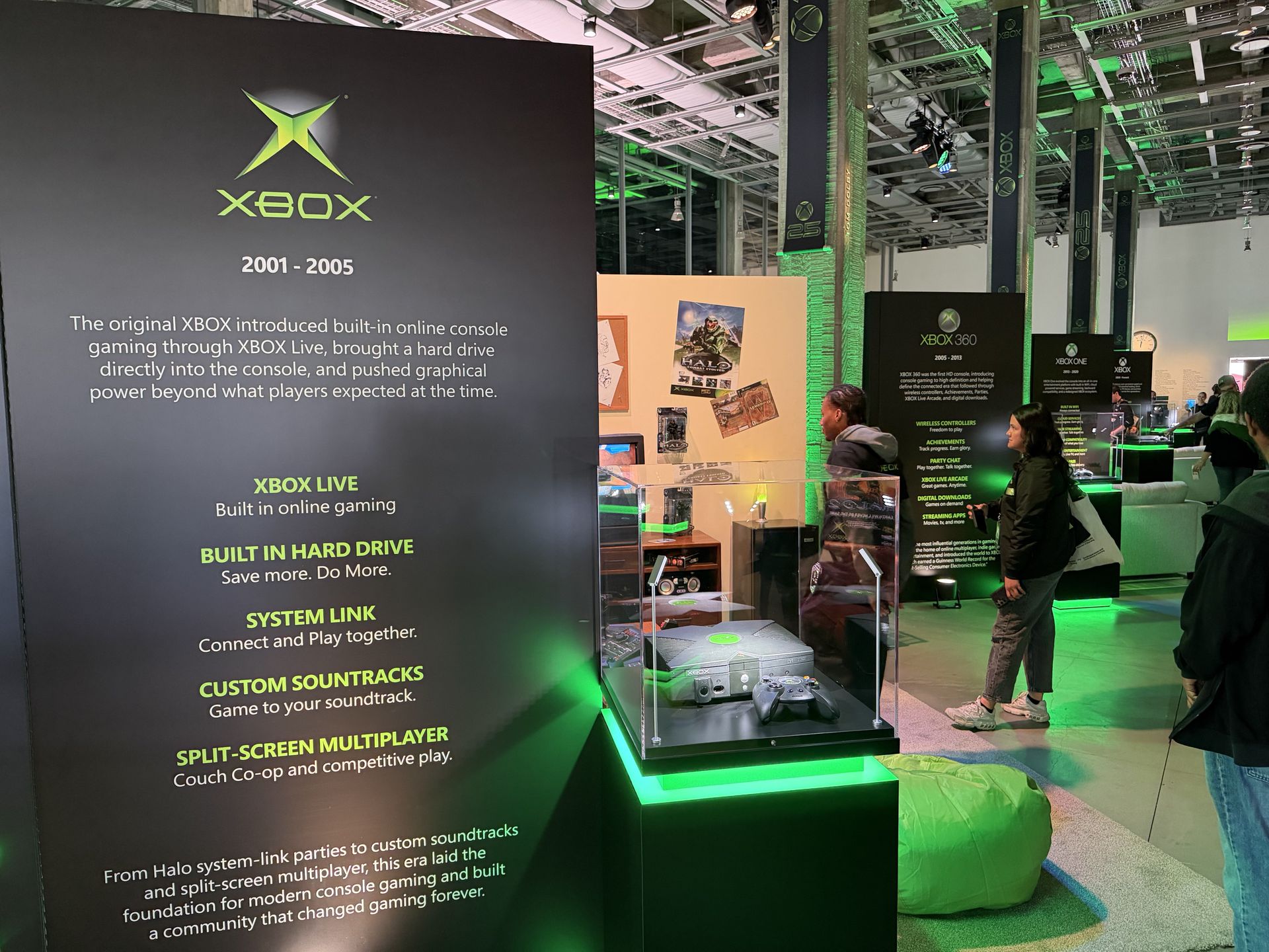 XBOX FANFESTのMCには、長年XBOX Wireで活動していたメジャー・ネルソン氏が登場。コミュニティから大きな歓声があがっていた