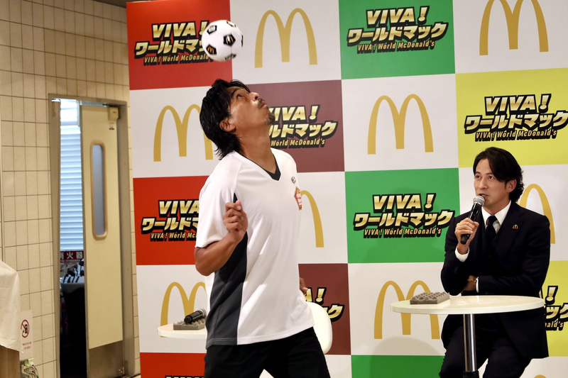 中澤さんの代名詞であるヘディングでのリフティングも披露してくれた