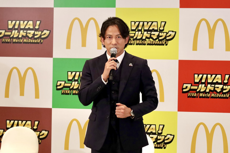 俳優の岡田准一さん