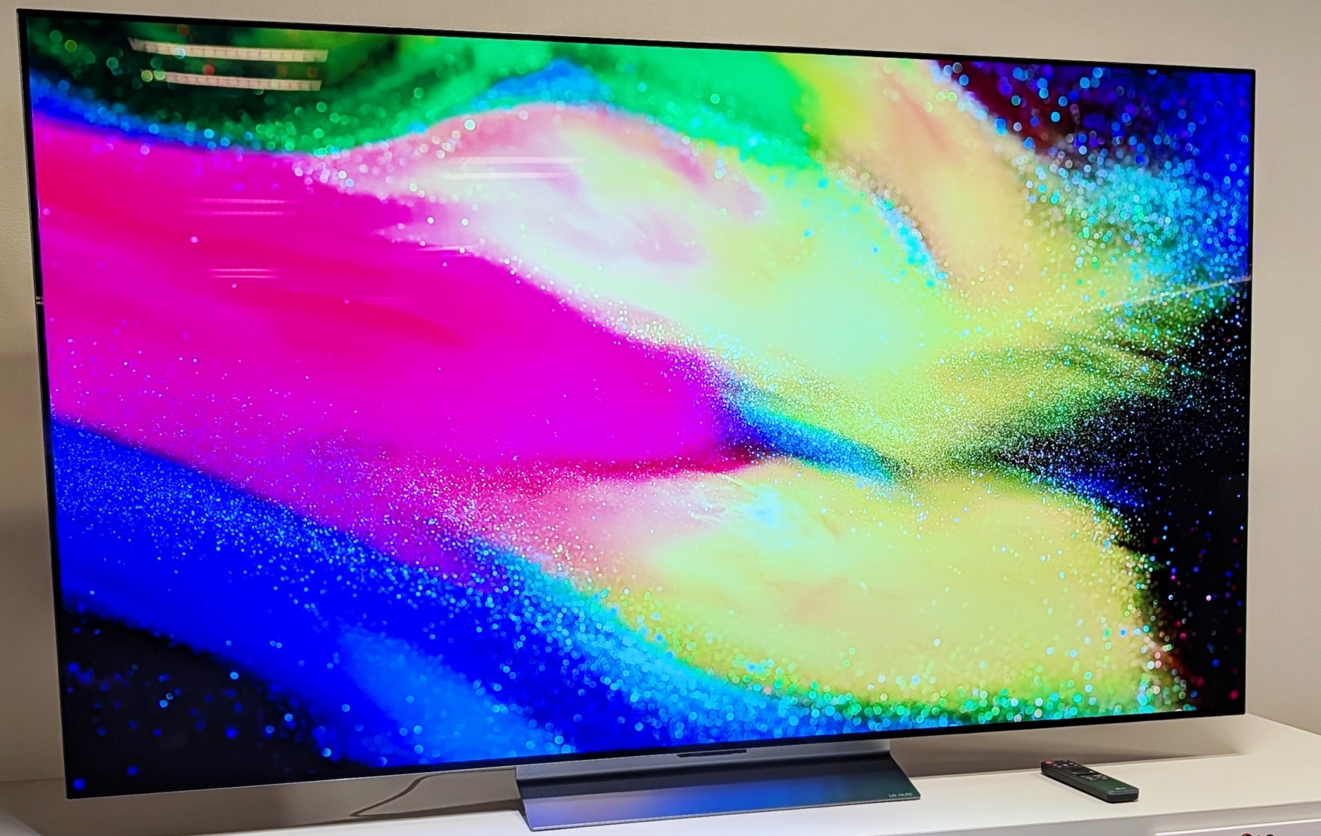「LG OLED evo AI C6」シリーズの最大サイズとなる65型「OLED65C6PJA」