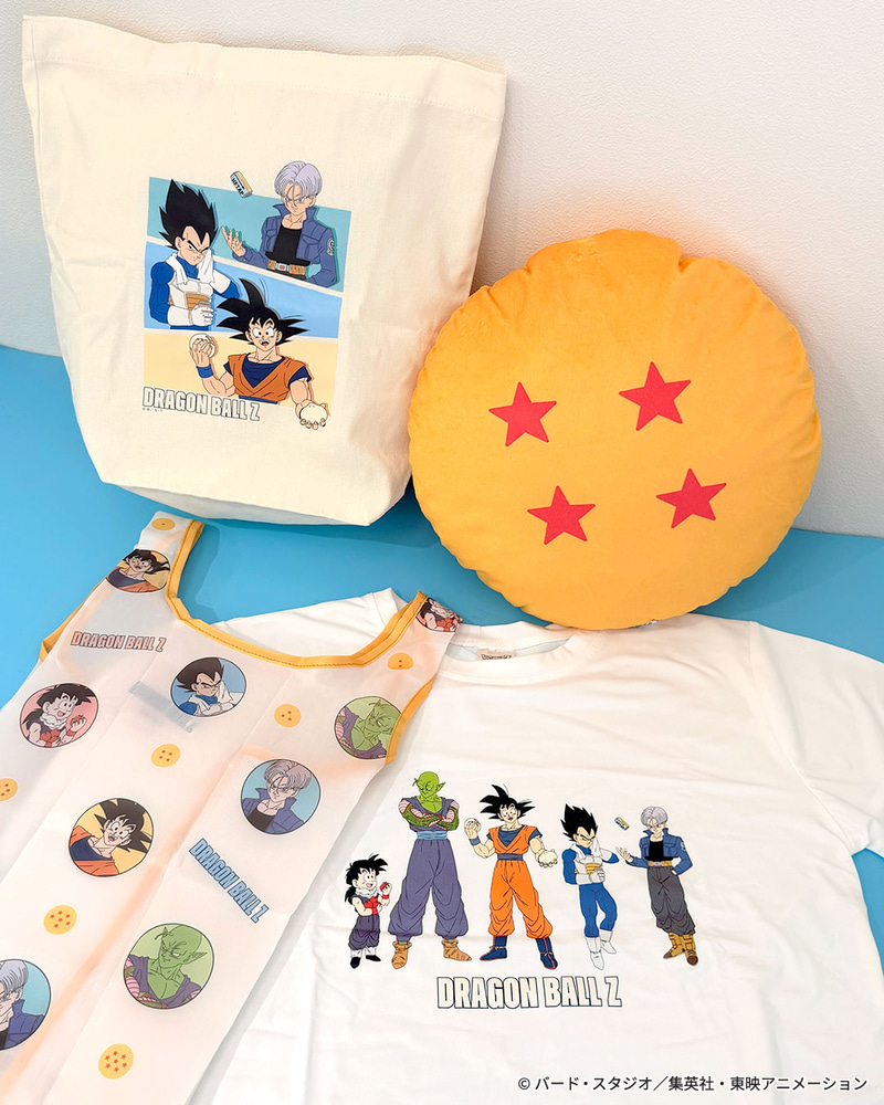 トートバッグ、クッション、エコバッグ、Tシャツ/各429円