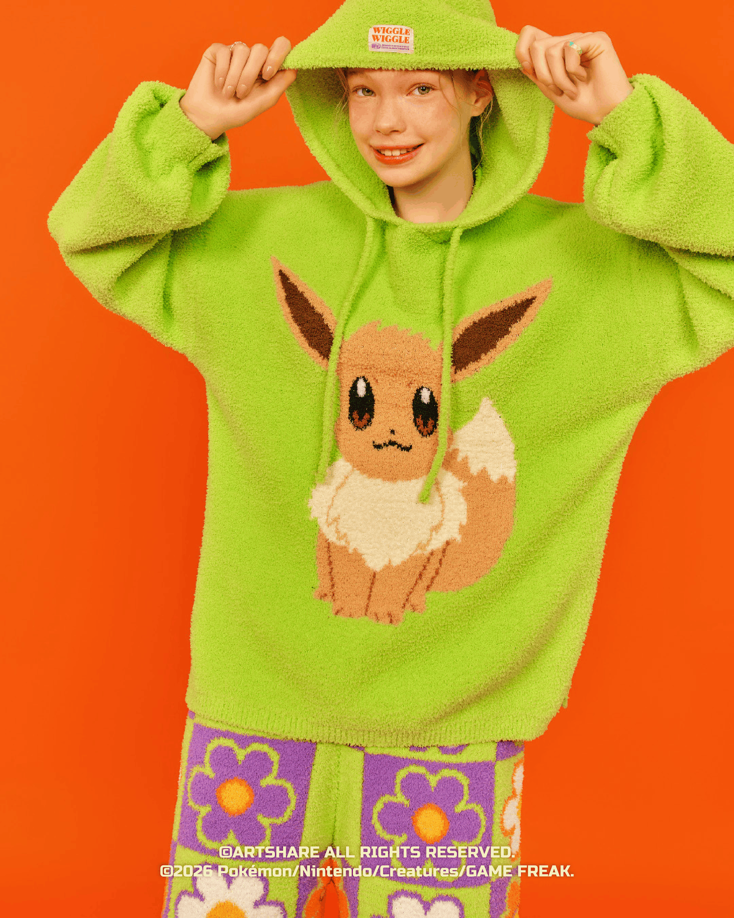 価格：各12,290円