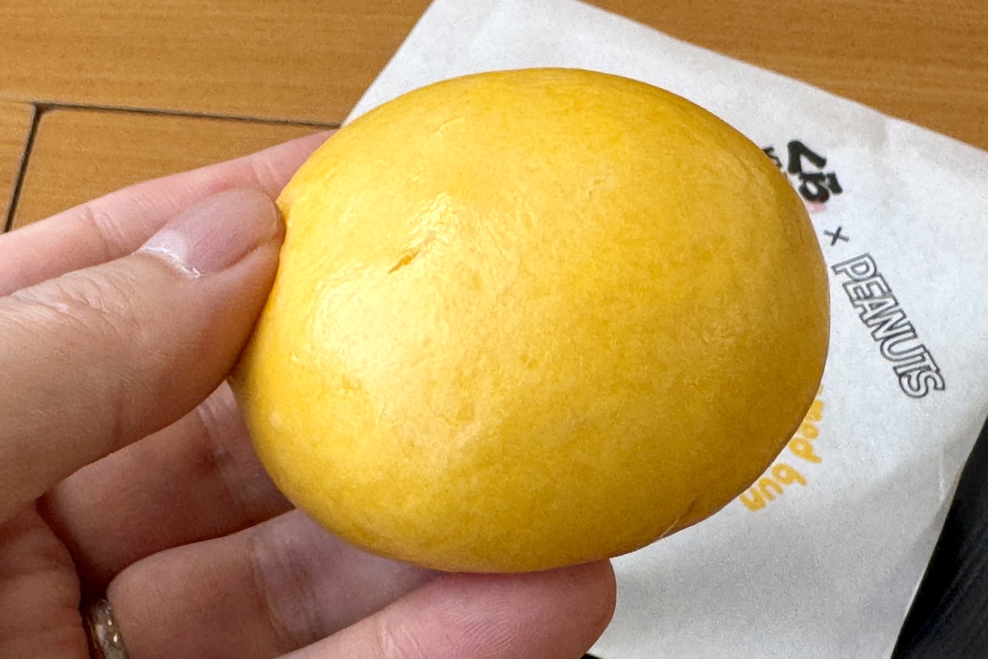 ふわふわの生地はほのかな甘みを感じる