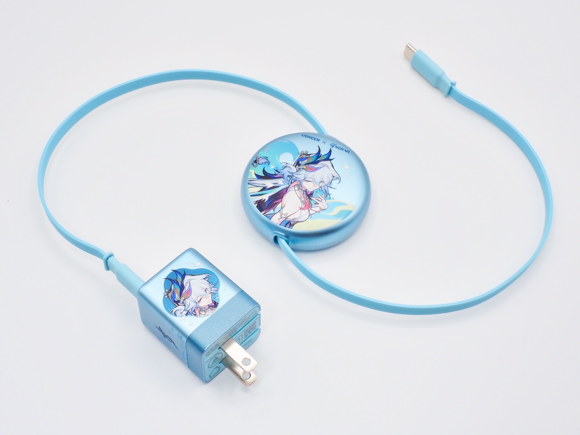 先述の「Nexode Air USB-C急速充電器」と組み合わせて使いたいUSBケーブルだ