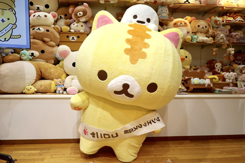 サンエックス広報のコロニャも会場に駆けつけた