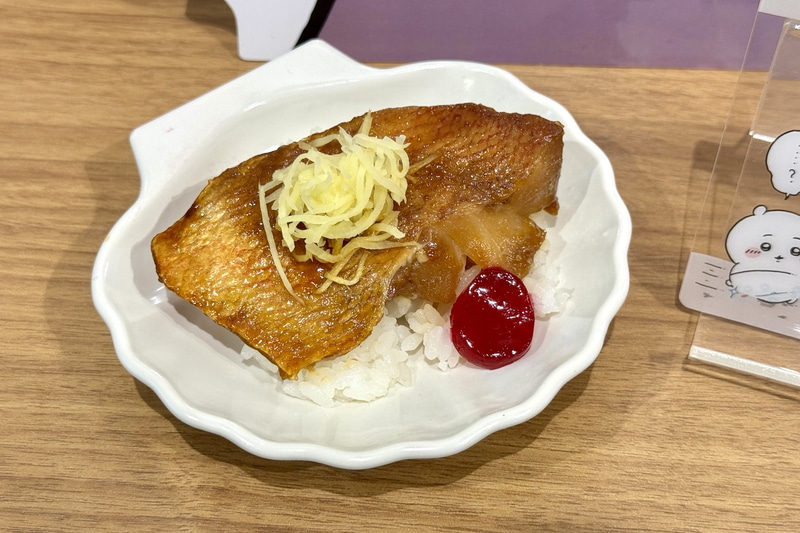 いっしょに食べよう！人魚の煮付け 880円 ※大判POPはお持ち帰り不可