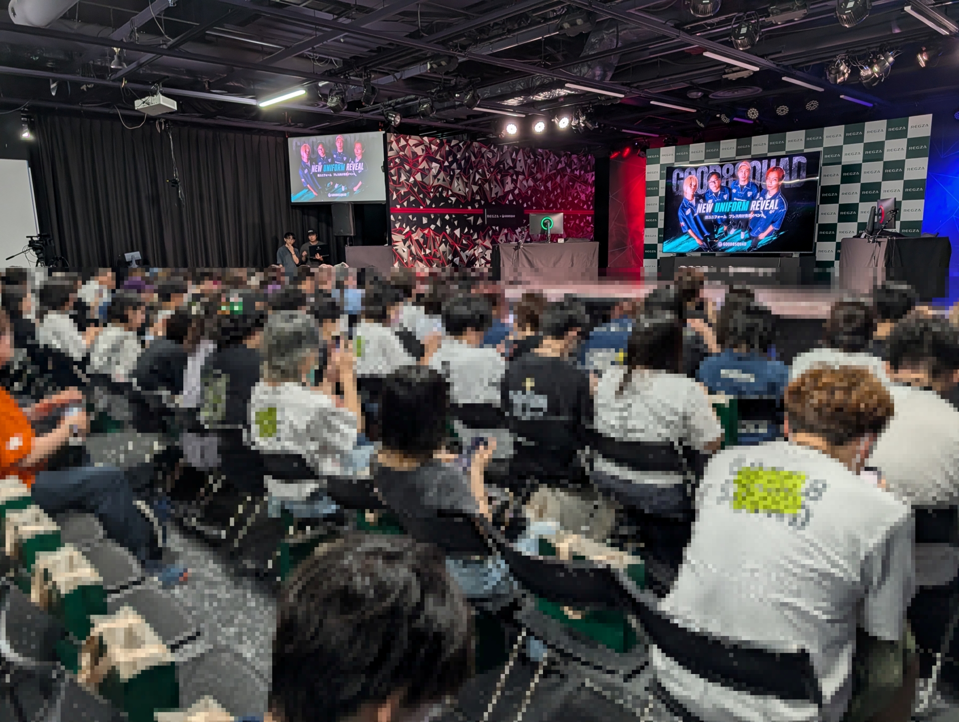 会場にはメディア以外にも多くのGood 8 Squadファンたちが駆け付けた