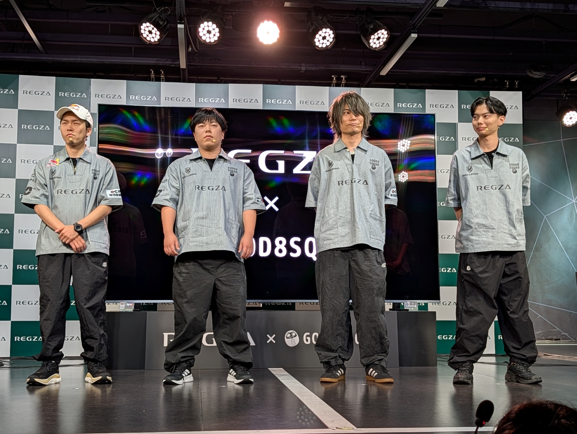 新ユニフォームに身を包んだGood 8 Squadメンバーたち。左からガチくん選手、カワノ選手、ぷげら選手、さはら選手