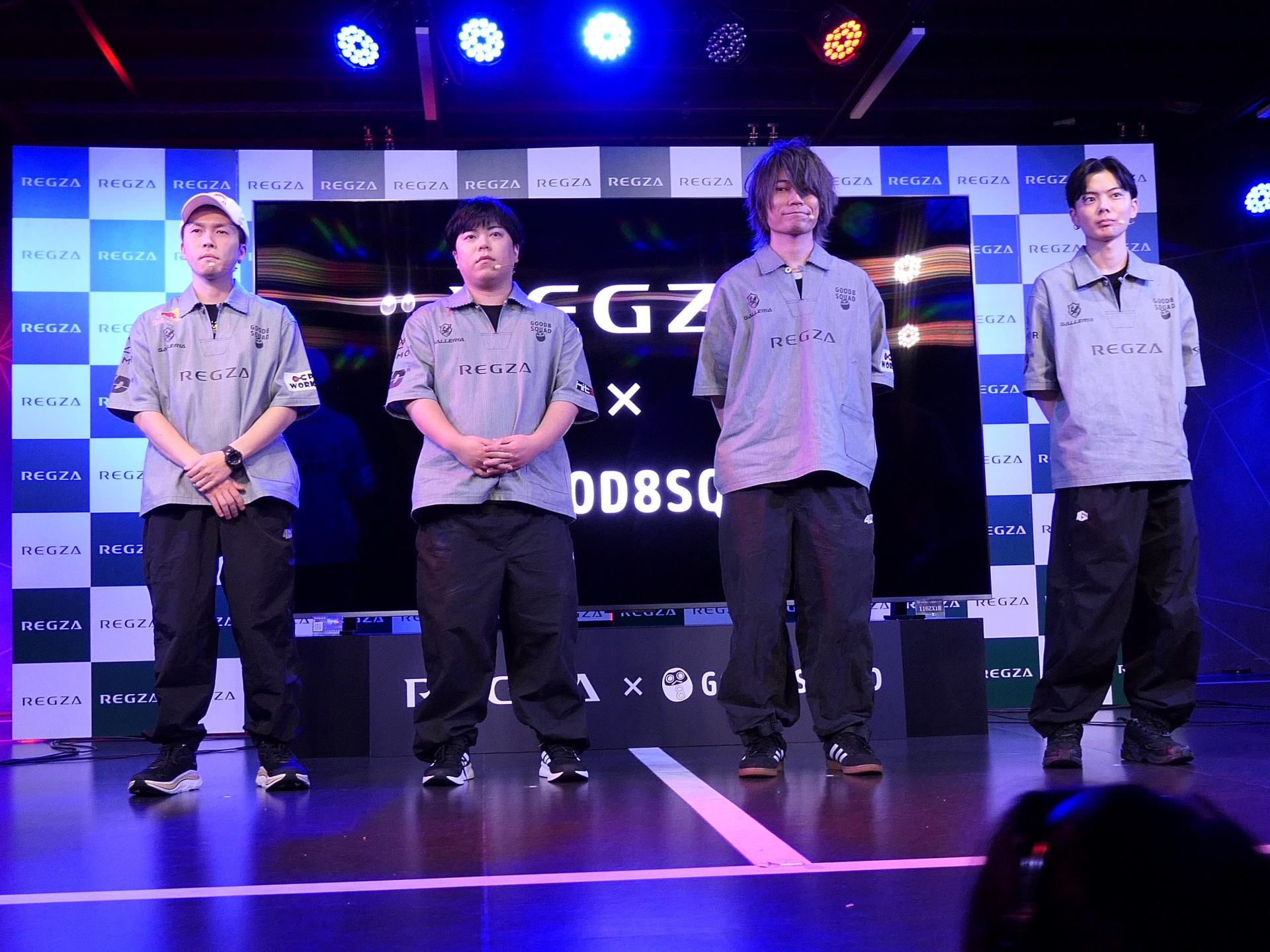 新ユニフォームに身を包んだ選手たちがステージに登場！新ユニフォームの感想やREGZAへの思い、今後の抱負などを選手たちが語った