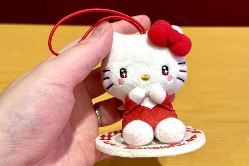 コラボマスコット4種+シークレットの全5種。シークレットについては今回撮影ができなかったので、ぜひご自身の目で確かめていただきたい