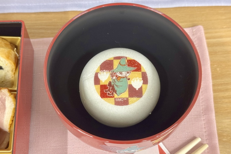 かわいいデザインの最中お吸い物が付属