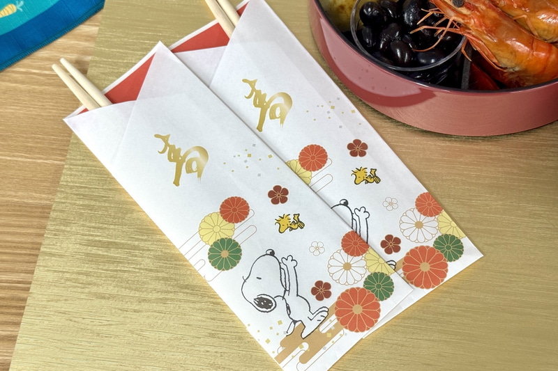 祝い箸の袋は重箱に合わせたオリジナルデザインだ