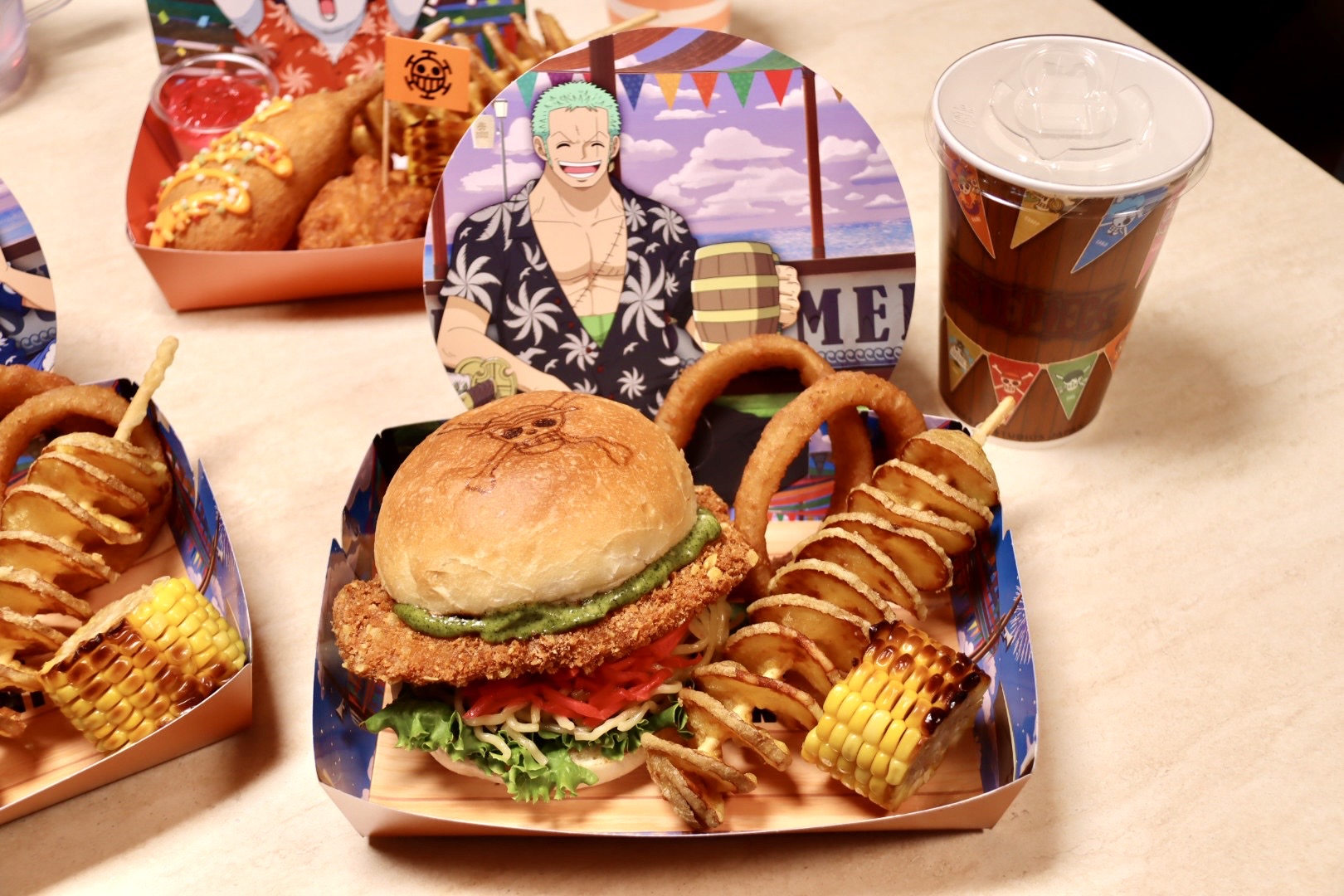 「ゾロのフィッシュ＆焼きそば バーガーセット」 2,600円