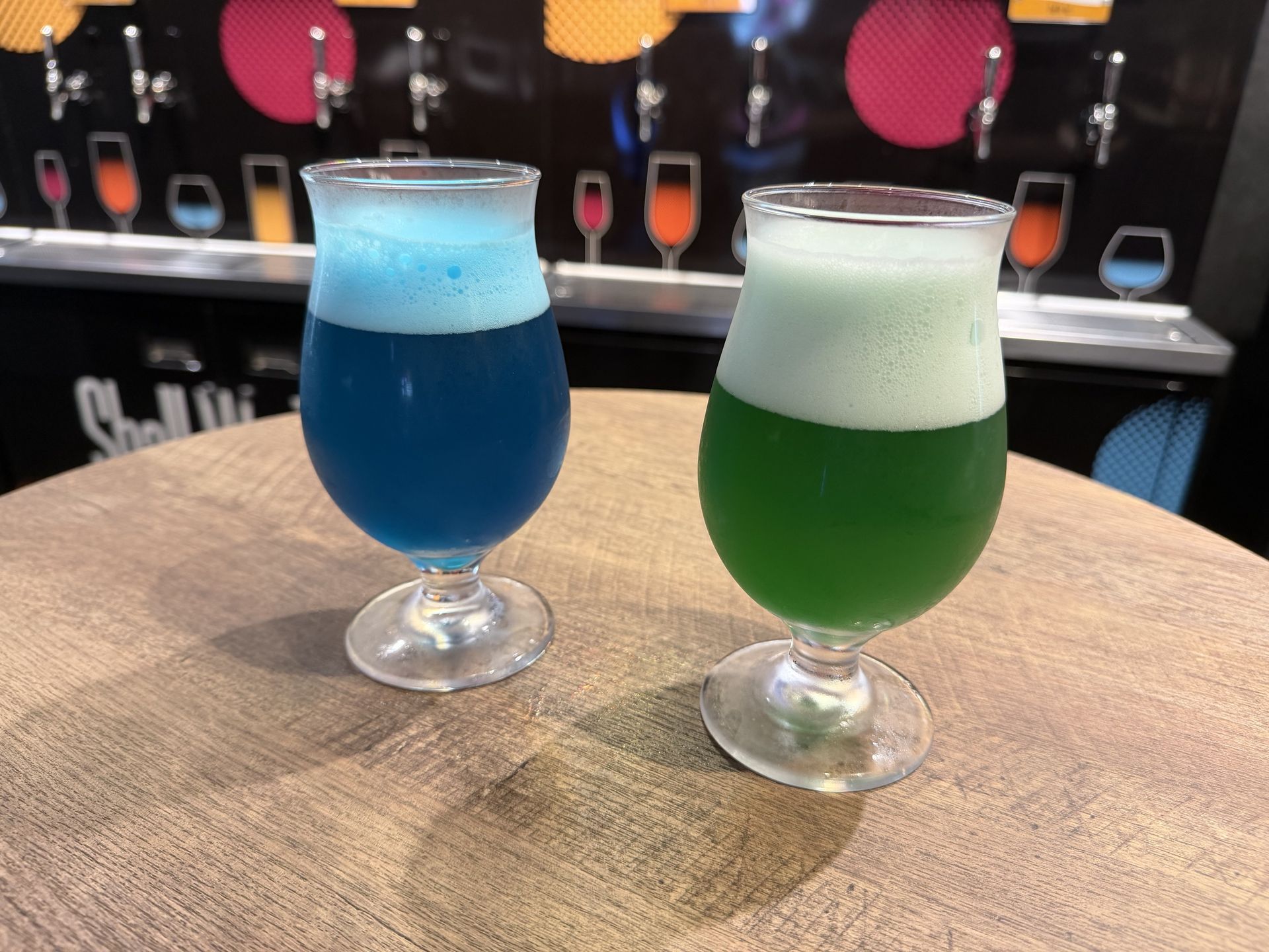 泡まで色が付いているのが楽しい